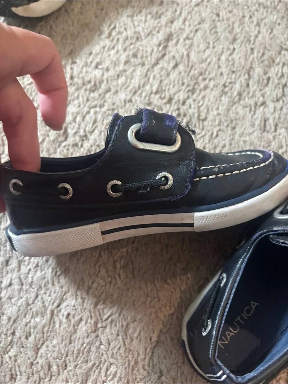 Nautica Vintage boys size 9 deck shoe
